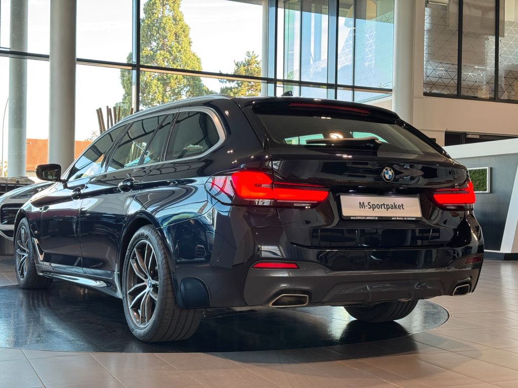 BMW 530i Touring M-Sport CockpitProf H&K HUD ACC AHK