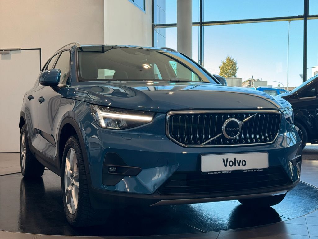 Volvo XC40 T2 Plus Bright Navi LED Memory BLIS ACC 360