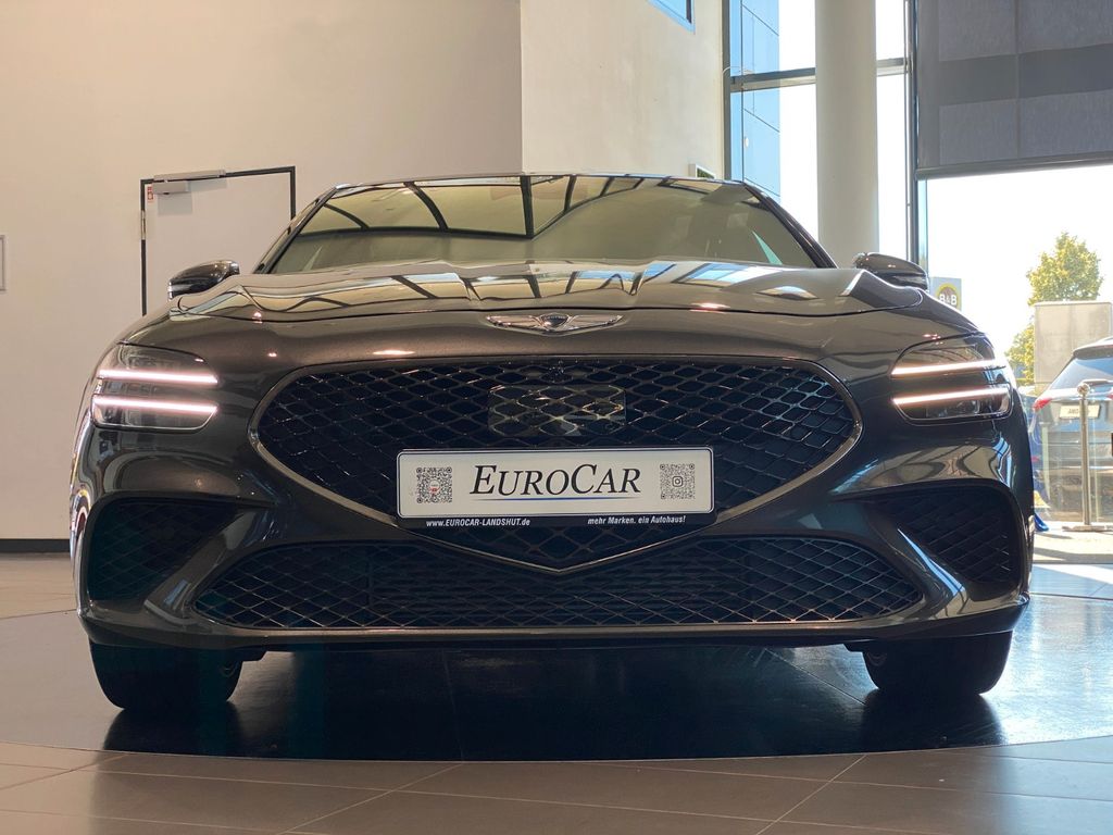 Genesis G70 Shooting Brake 2.0 T-GDI Sport 4WD Sbel HUD
