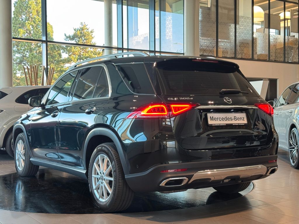 Mercedes-Benz GLE 300d 4Matic MBUX Airmatic LED AHK DTR 360°