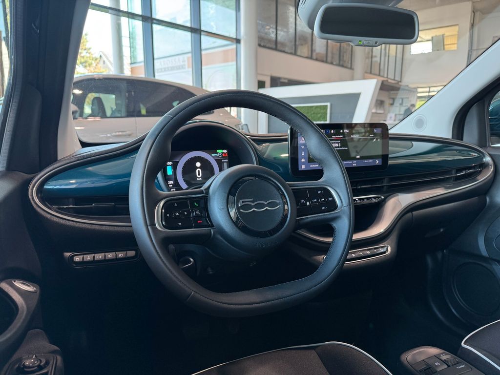 Fiat 500e 42kW/h SmartphoneInt SpurhalteA Shzg Kamera