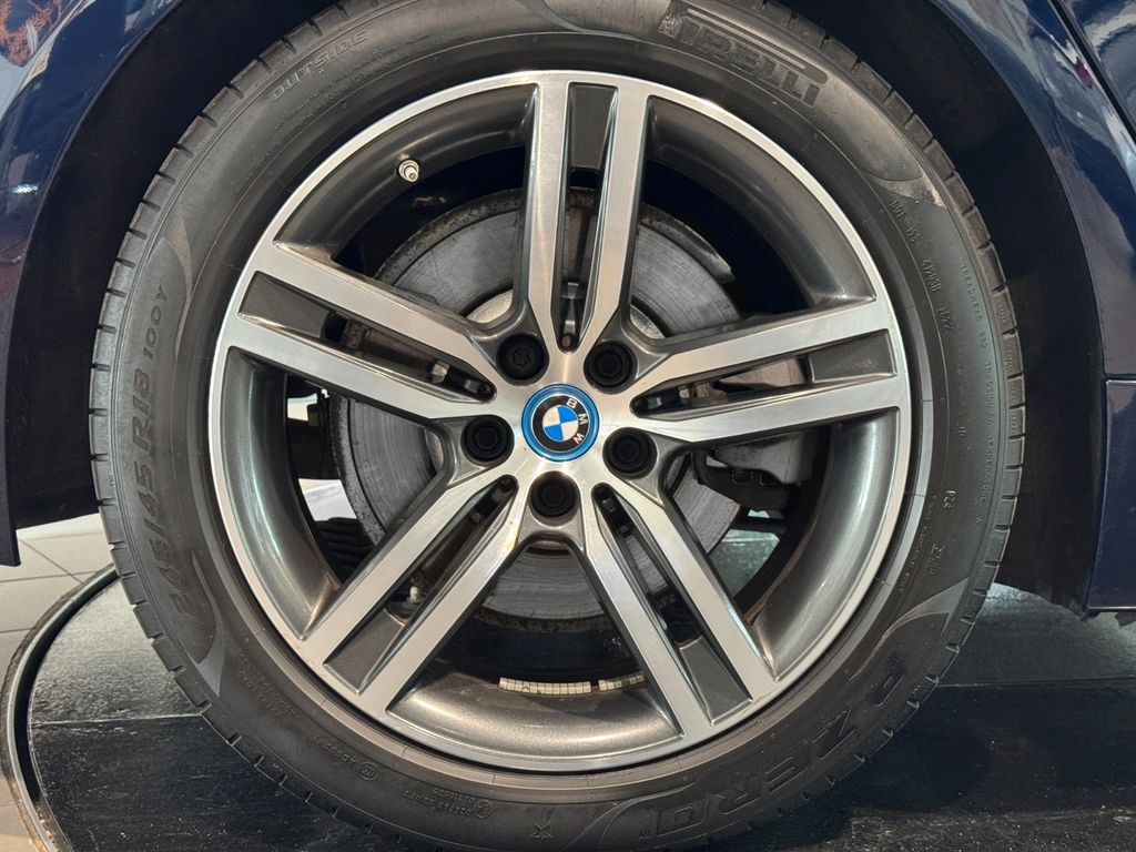 BMW 530e xDrive CockpitProf Leder H&K HUD AHK ACC