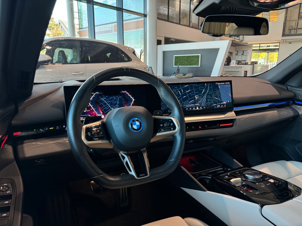 BMW 530e xDrive M-Sport Sbel IconicGlow H&K ACC AHK