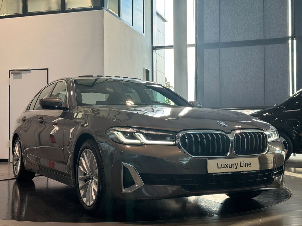 BMW 530e Lim. Luxury CockpitProf Leder eGSD H&K DDC
