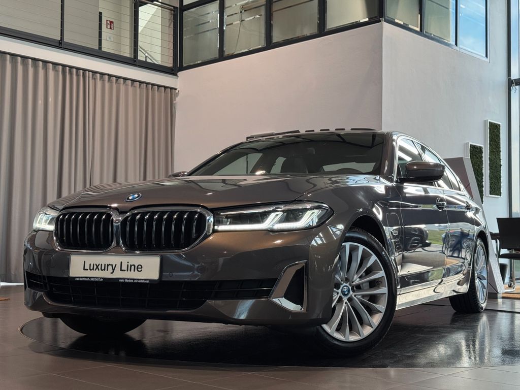 BMW 530e Lim. Luxury CockpitProf Leder eGSD H&K DDC