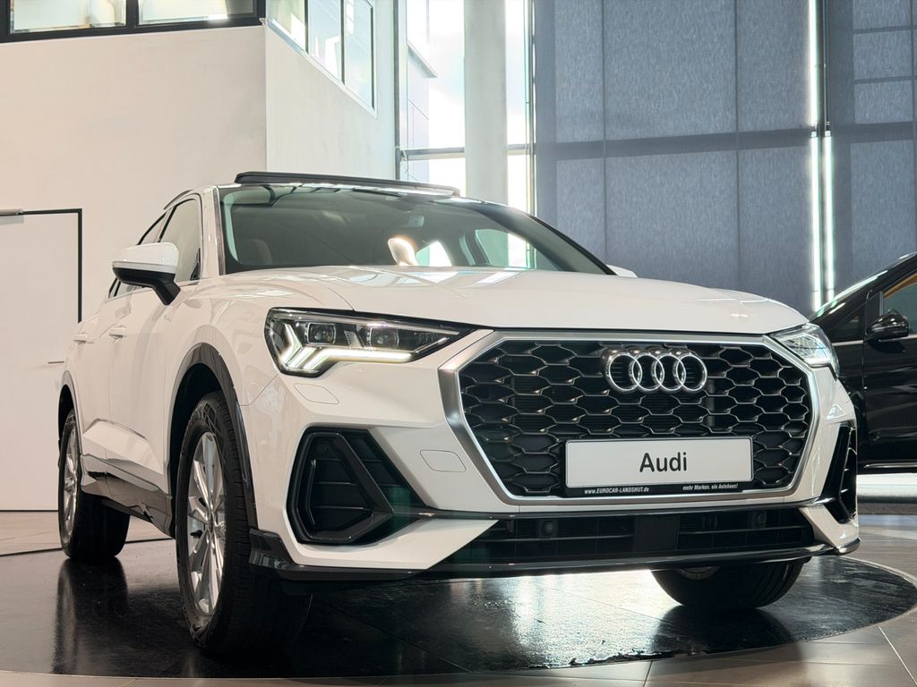 Audi Q3 Sportb. 45 TFSIe Matrix Memory eGSD AHK ACC