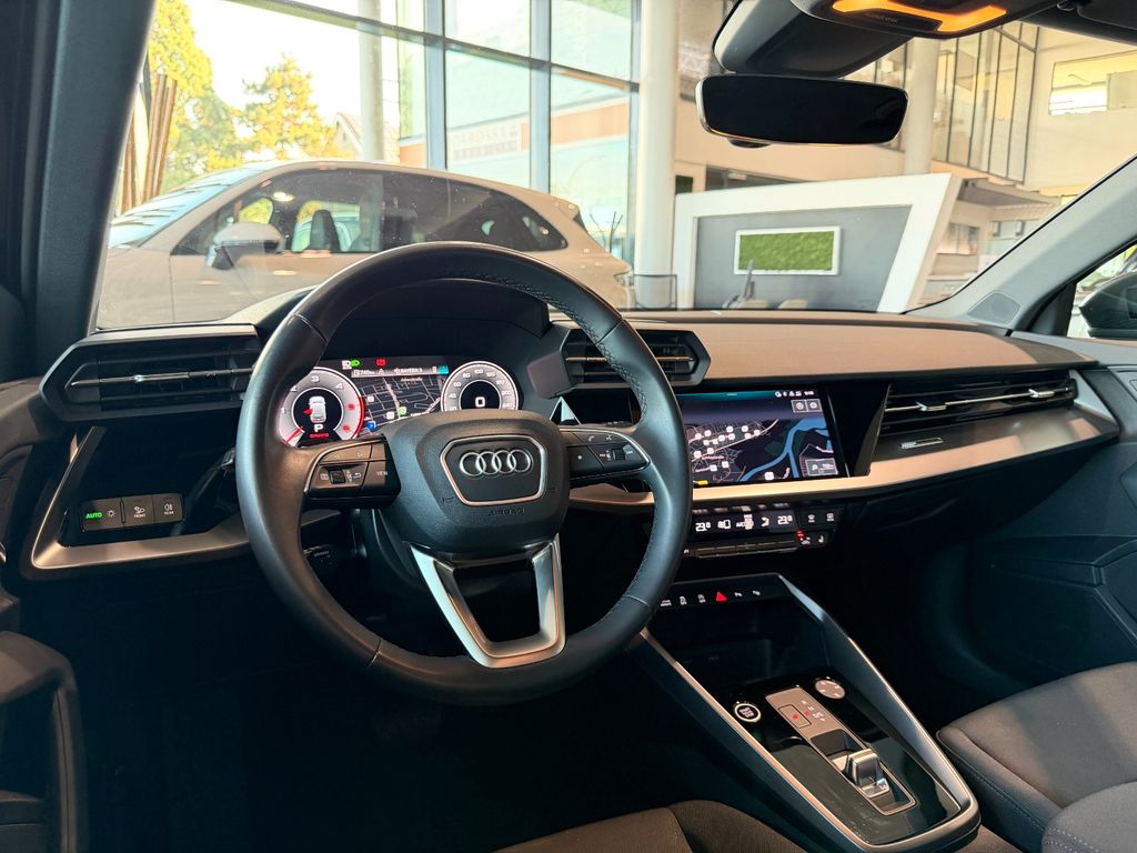 Audi A3 35 TDI Navi ViCo Matrix Sthz MagnRide HUD ACC