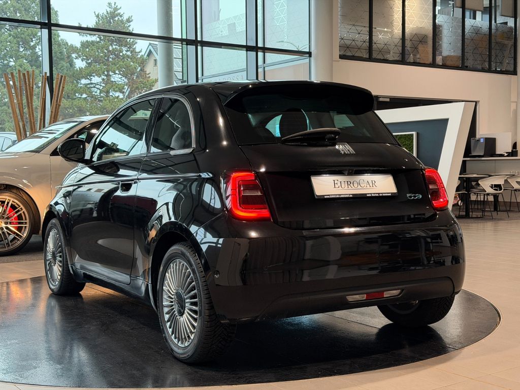 Fiat 500e 42kW/h SmartphoneInt SpurhalteA Shzg Kamera