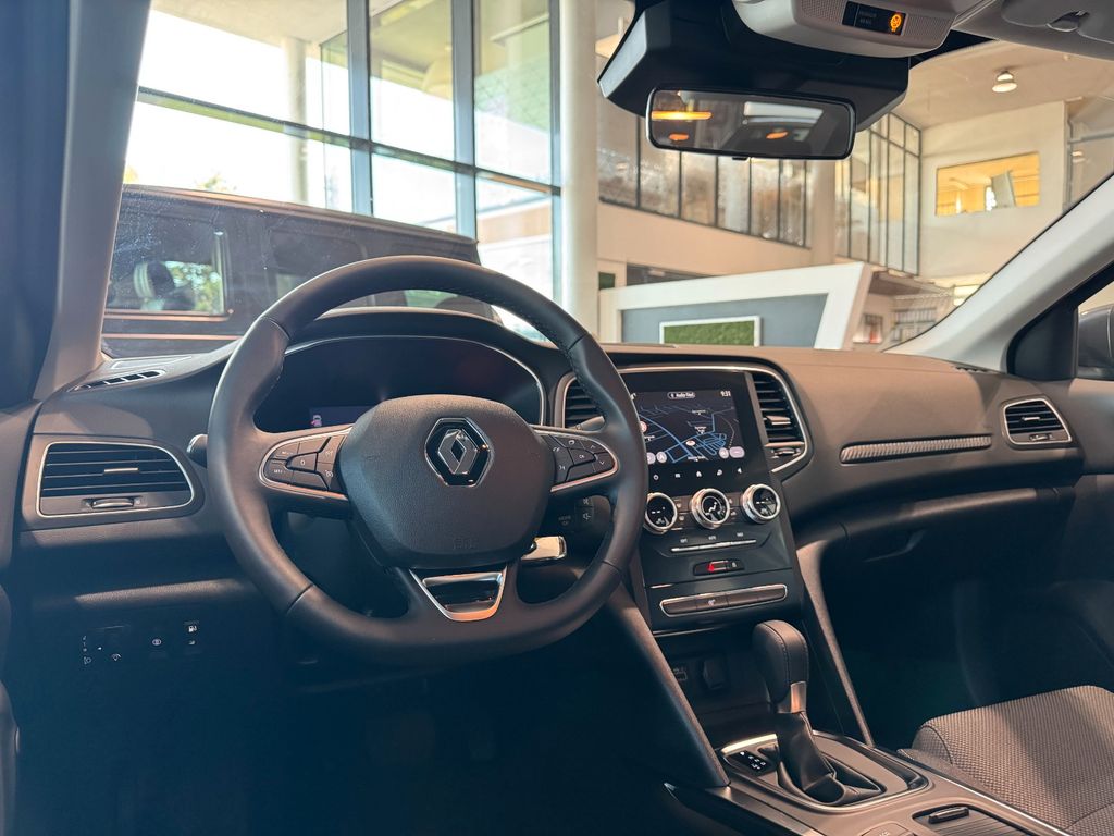 Renault Megane 1.3 TCe EDC Navi SmartphoneInt. Kamera