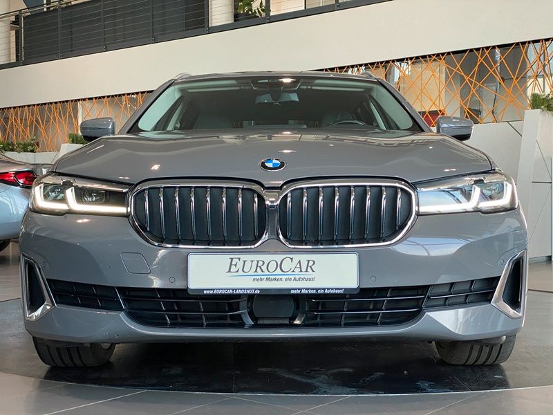 BMW 520d xDr Luxury CockpitProf Memory H&K AHK ACC