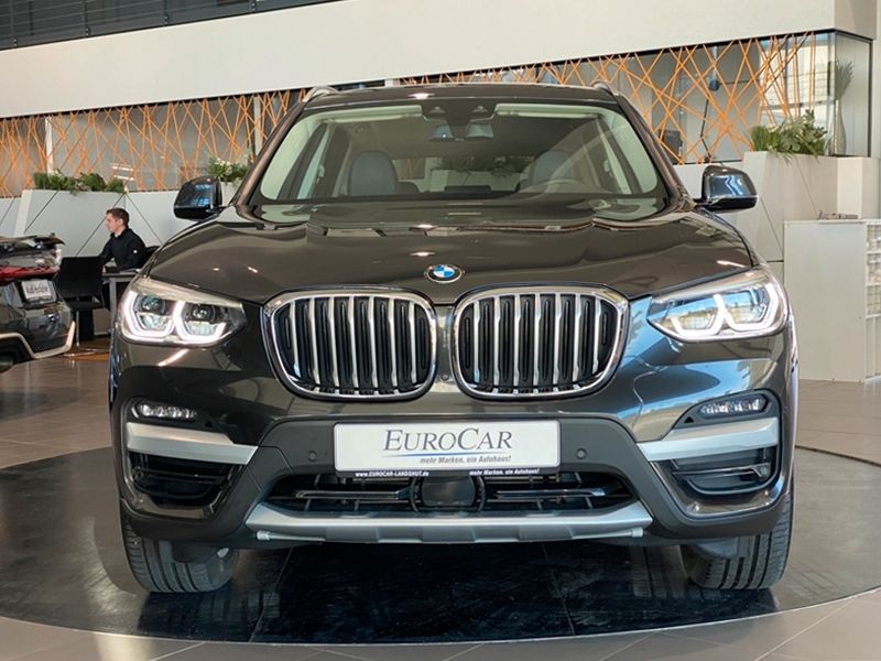 BMW X3 20d xDr xLine CockpitPro HUD SurrView ACC AHK