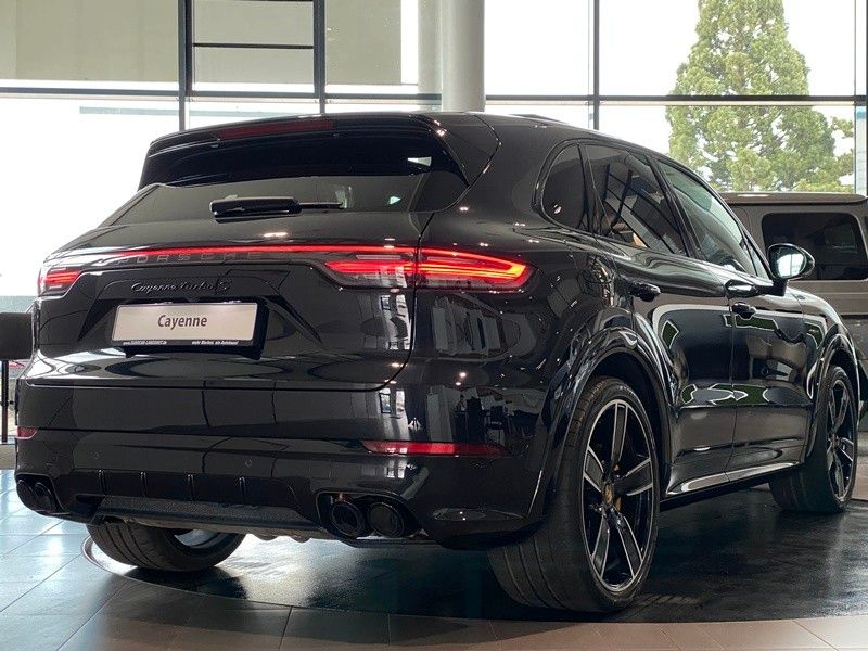Porsche Cayenne Turbo SE Sport-Design Carbon HUD AHK ACC