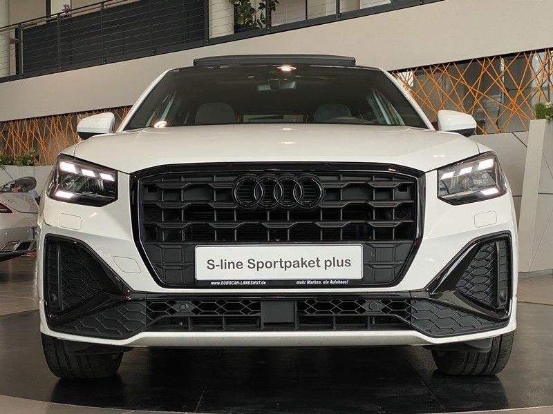 Audi Q2 35 TFSI S-line ViCo AmbienteB Matrix Pano AHK