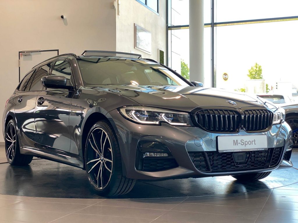 BMW 330e xDr M-Sport Laser HUD Memory SView ACC 19"