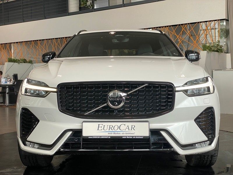 Volvo XC 60 AWD R-Design LED Memory H&K ACC KiSi 360°