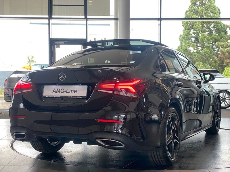 Mercedes-Benz A 200 Lim. 4M AMG NightP WideS Sthz Pano LED Kam