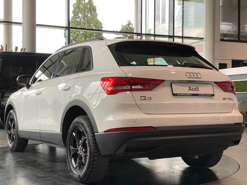 Audi Q3 45 TFSIe ViCo FernlichtA SmartphoneInterf ACC