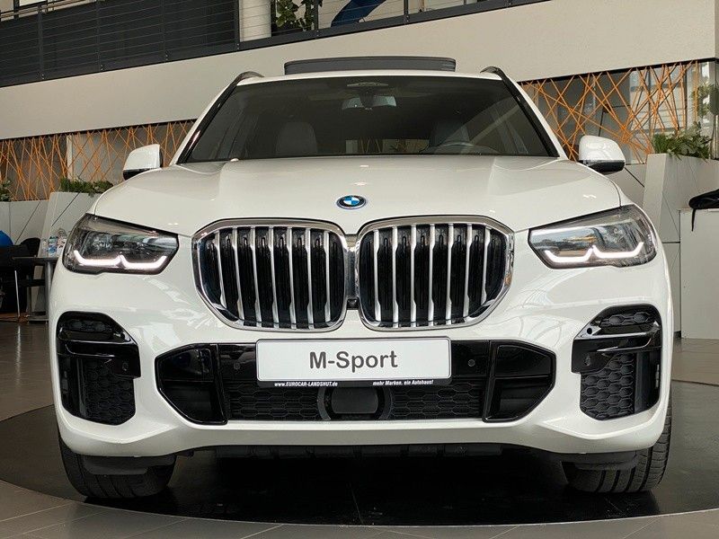 BMW X5 45e xDr M-Sport SurrView Memory Pano HUD ACC