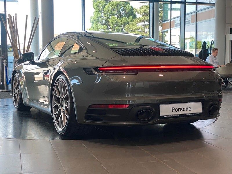 Porsche 992 Carrera S PDK Chrono PASM PCM Kam Sportabgas