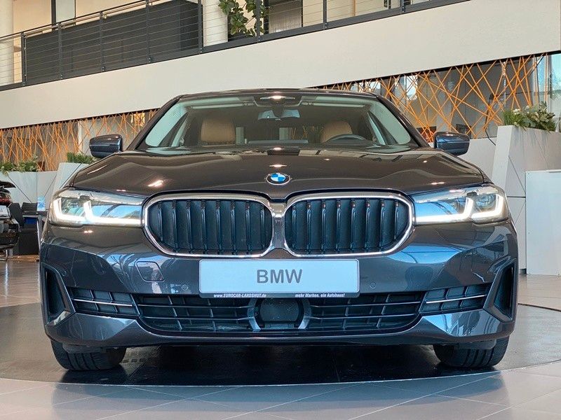 BMW 520d Lim. CockpitProf Sthz HUD eGSD H&K AHK ACC