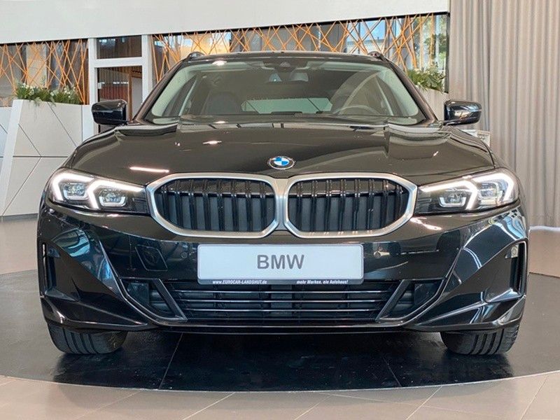 BMW 320d Touring xDrive Curved DrivingA. DAB Shz LED