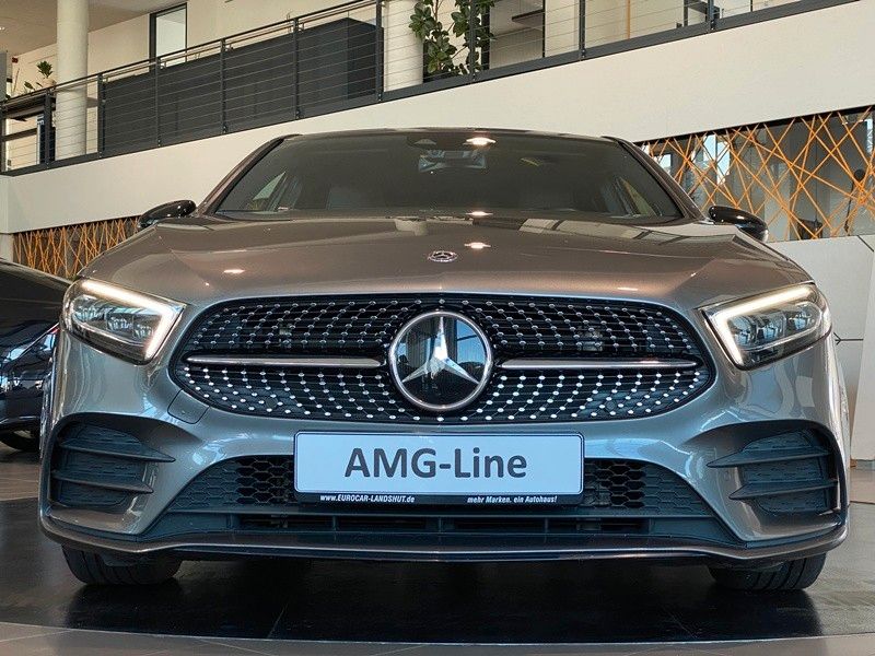 Mercedes-Benz A 220d AMG-Line WideS NightP Mbeam Sbel Burm DTR