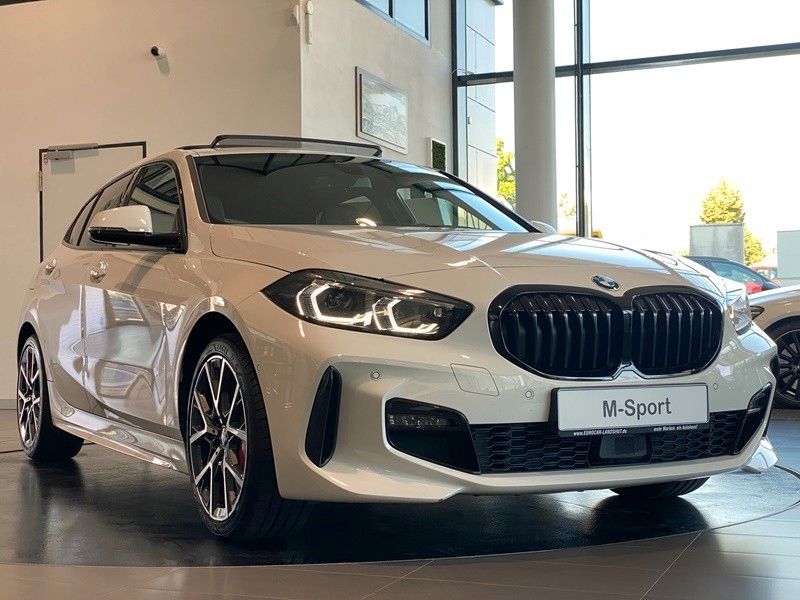 BMW 120i M-Sport Pro CockpitProf Leder Pano H&K ACC