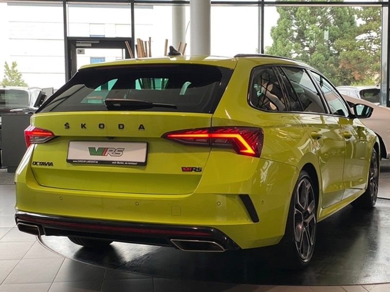 Skoda Octavia 2.0 TDI RS PLUS Navi Sthz Matrix ACC AHK