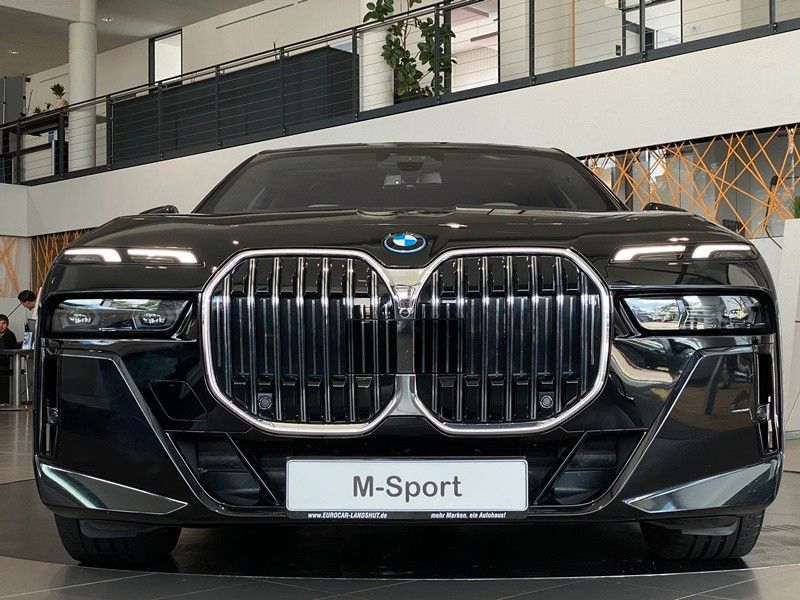 BMW 750e M-Sport Merino Executive 4xSbel B&W Diamond