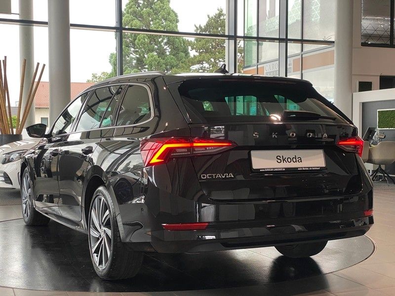Skoda Octavia 2.0 TDI First Edit. Sthz Matrix Sbel ACC