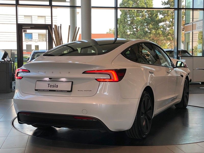 Tesla Model 3 AWD Long Range Dual Highland Sbel LED
