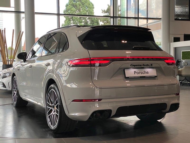 Porsche Cayenne Turbo SE SportDesign Sbel Carbon ACC AHK