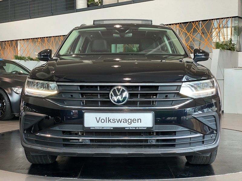 Volkswagen Tiguan 2.0 TDI Life DigiCo Pano HUD AHK ACC 360°
