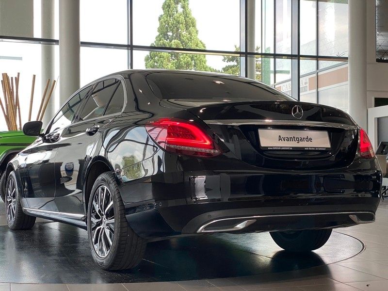 Mercedes-Benz C 220d 4M Limou. Avantgarde WideS Multib Kam DAB
