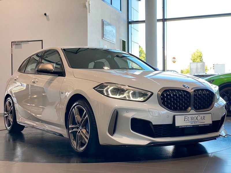 BMW M135i xDrive Shadow CockpitProf LED Shzg H&K DDC