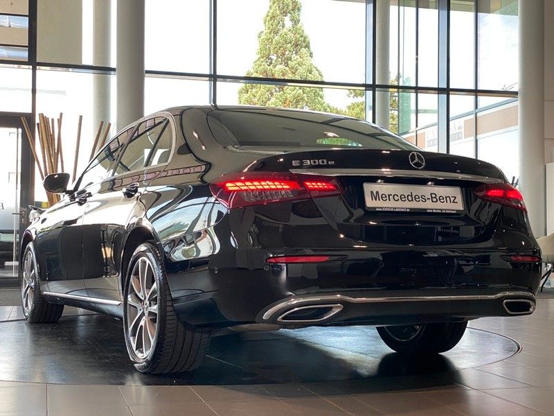 Mercedes-Benz E 300e Limousine Exclusive WideS AugReality DAB