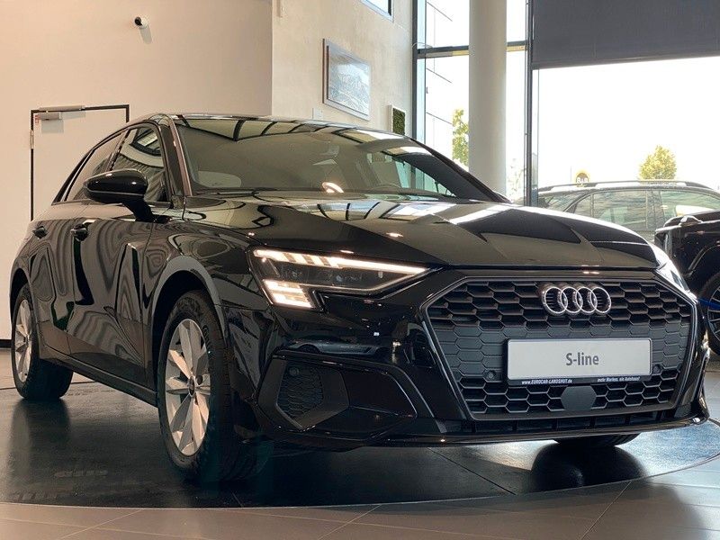 Audi A3 35 TDI S-line ViCo S-Sitz Matrix Sthz AHK ACC