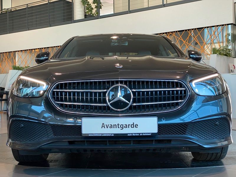 Mercedes-Benz E 220d Lim. 4M Avantgarde NightP WideS Kam DTR+