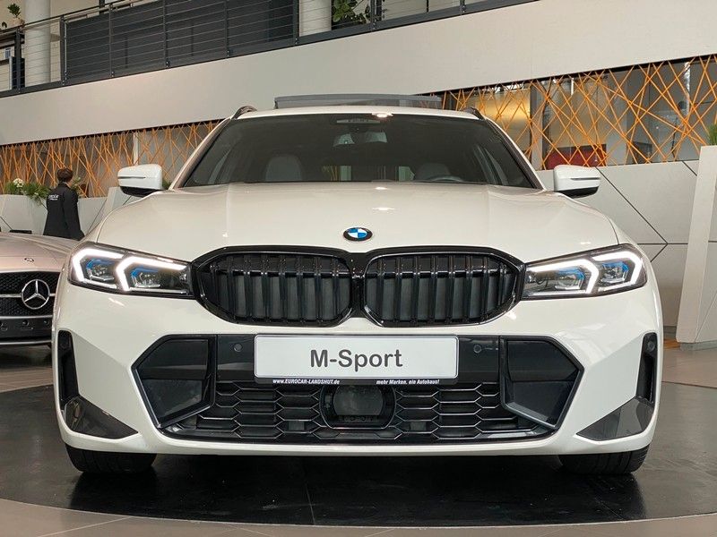 BMW 330d xDr M-Sport Curved Pano Innov-Paket H&K ACC