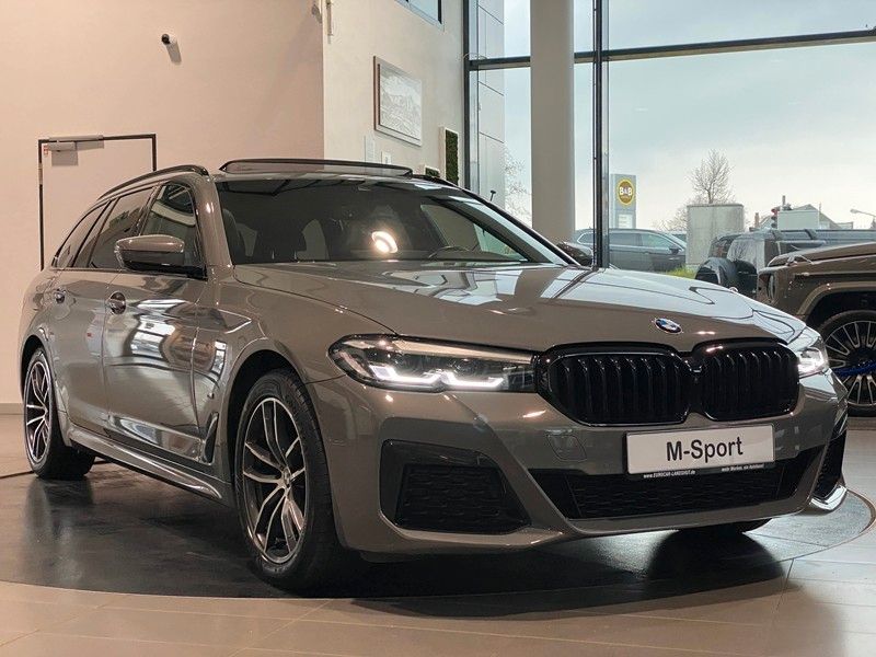 BMW 520d xDr M-Sport CockpitProf Pano H&K DDC AHK
