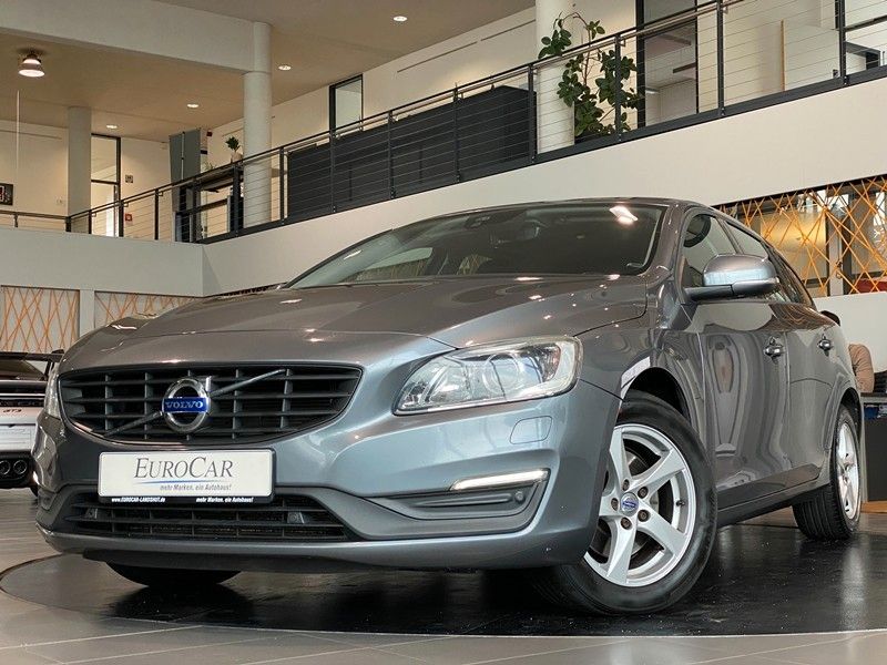 Volvo V60 Kombi D3 Linje Business Navi Bi-Xenon PDC