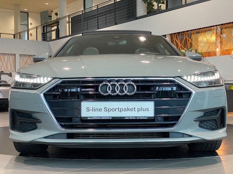 Audi A7 50 TFSIe S-line+ ViCo Matrix Pano Kam AHK ACC