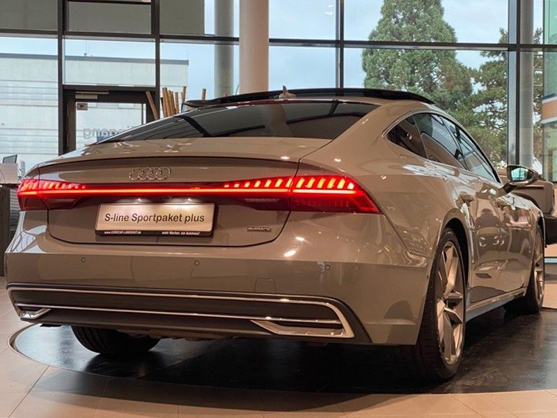Audi A7 50 TFSIe S-line+ ViCo Matrix Pano Kam AHK ACC