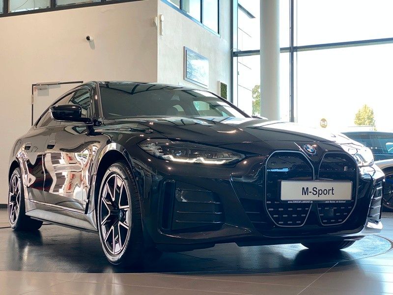 BMW i4 35e M-Sport Pro Curved Carbon AmbienteB ACC