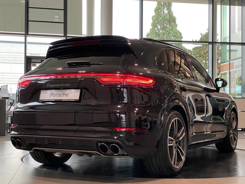 Porsche Cayenne Turbo PCM Sbel NachtA PDCC PDLS+ AHK ACC