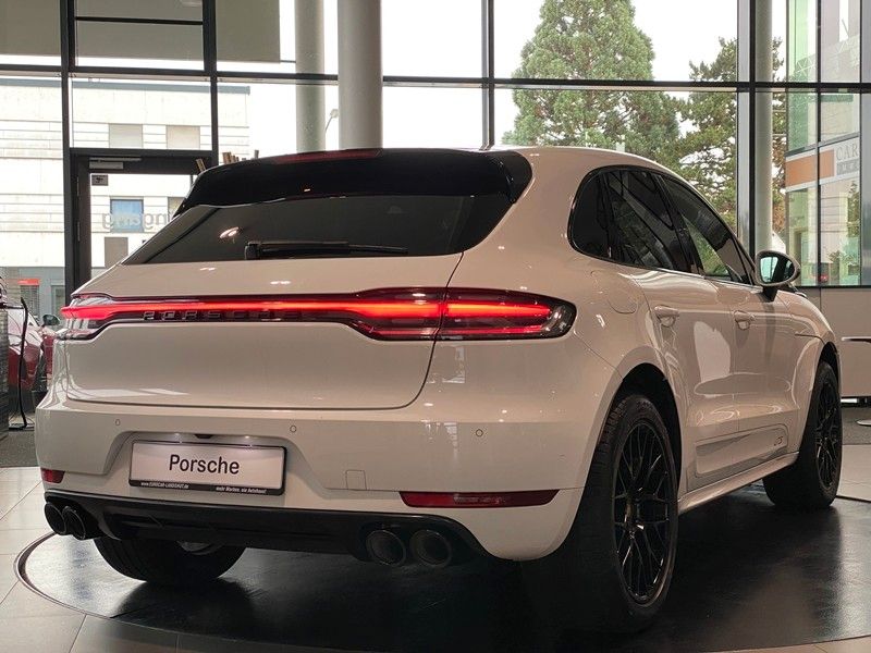 Porsche Macan GTS PCM PASM PDLS+ Sthz Memory Kam AHK ACC