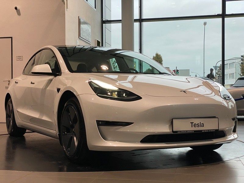 Tesla Model 3 AWD Long Range Dual Motor Navi LED