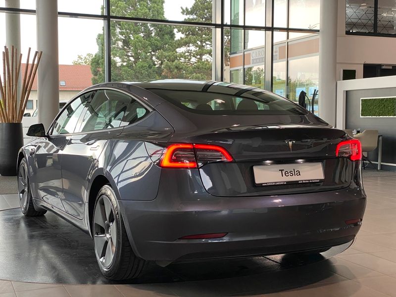 Tesla Model 3 Standard Range Plus Pano Navi Kamera