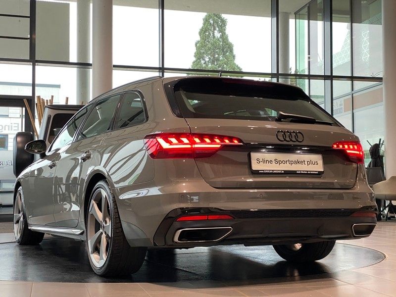 Audi A4 S-line+ Navi HUD LED Pano Kam. 4xShz AHK 19"
