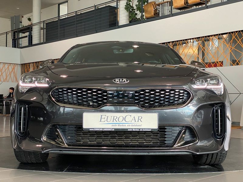 Kia Stinger 3.3 T-GDI AWD GT Navi Sbel HUD H&KACC